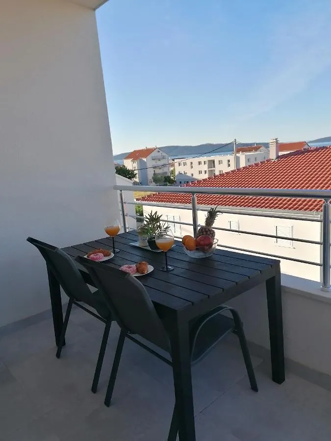 Apartman Ema Apartment Kastela Croatia
