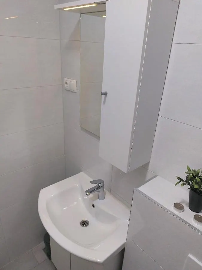 Apartman Ema Apartment Kastela