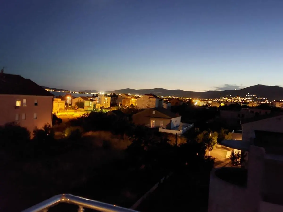 Apartman Ema Apartment Kastela Croatia